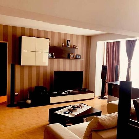 Cozy 2 Rooms Apartment Close To City Center Bukarest Exterior foto