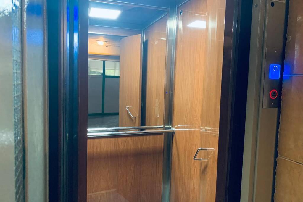 Cozy 2 Rooms Apartment Close To City Center Bukarest Exterior foto